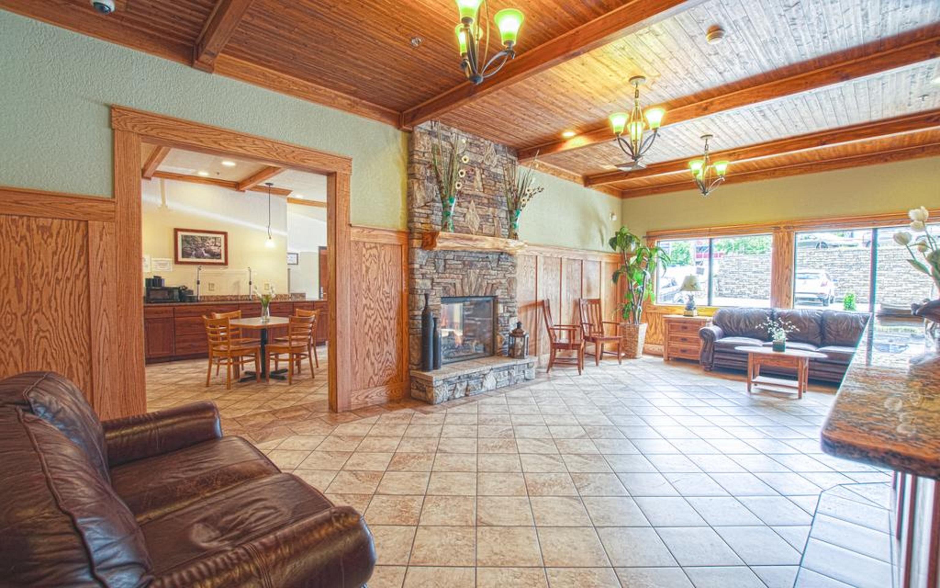 Brookstone Near Biltmore Village, Ascend Collection Hotel Asheville