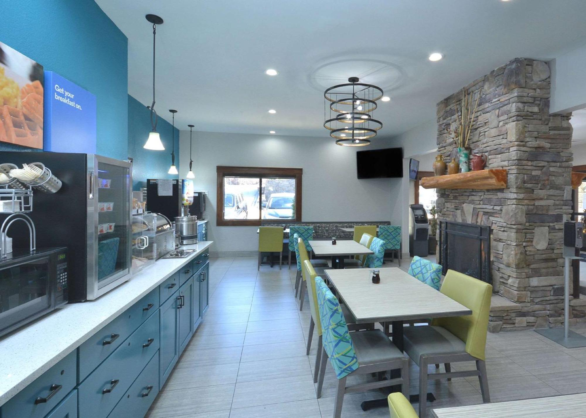 Brookstone Near Biltmore Village, Ascend Collection Hotel Asheville