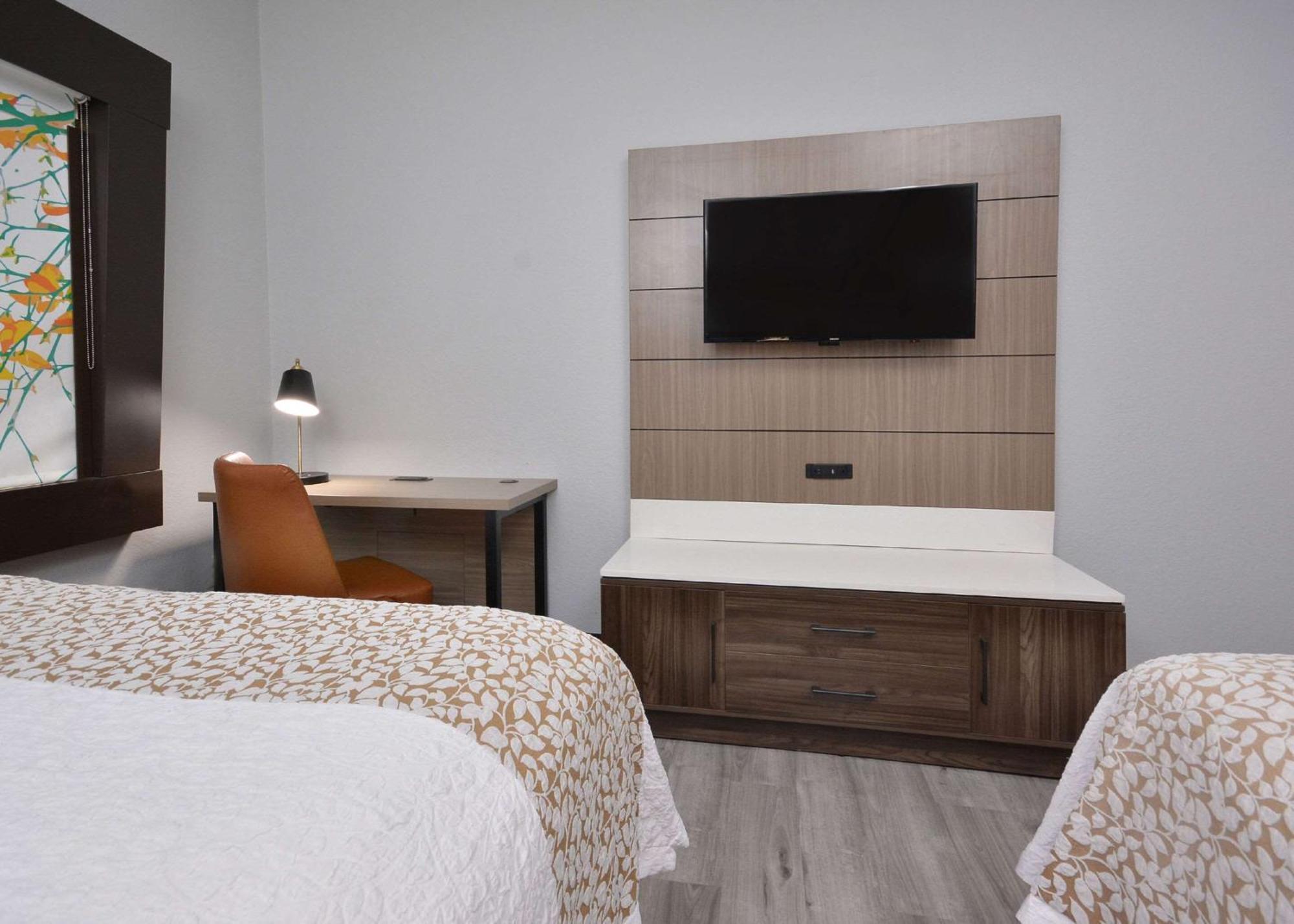 Brookstone Near Biltmore Village, Ascend Collection Hotel