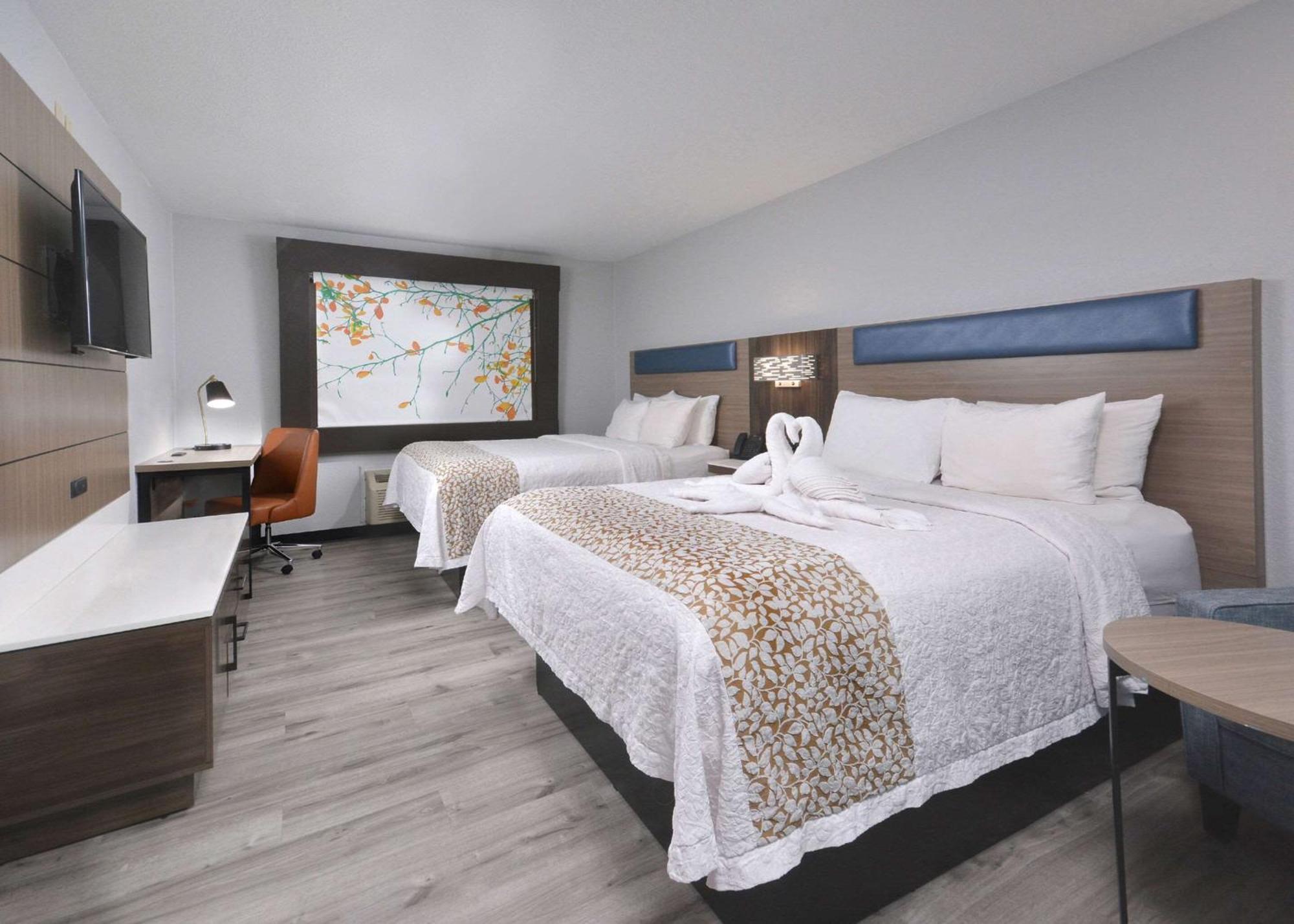 Hotel Brookstone Near Biltmore Village, Ascend Collection 3*